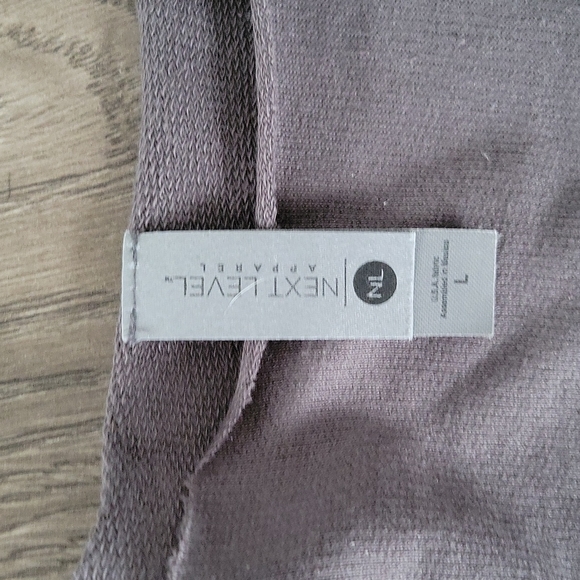 Wifey sweater - Picture 3 of 3